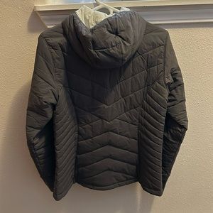 Eddie Bauer women’s IgniteLite stretch reversible jacket